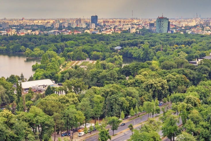 Leave the city behind for a day in beautiful Herastrau Park